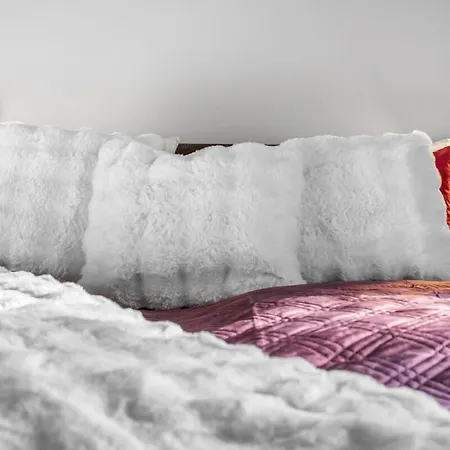 Polar - Sauna And Parking